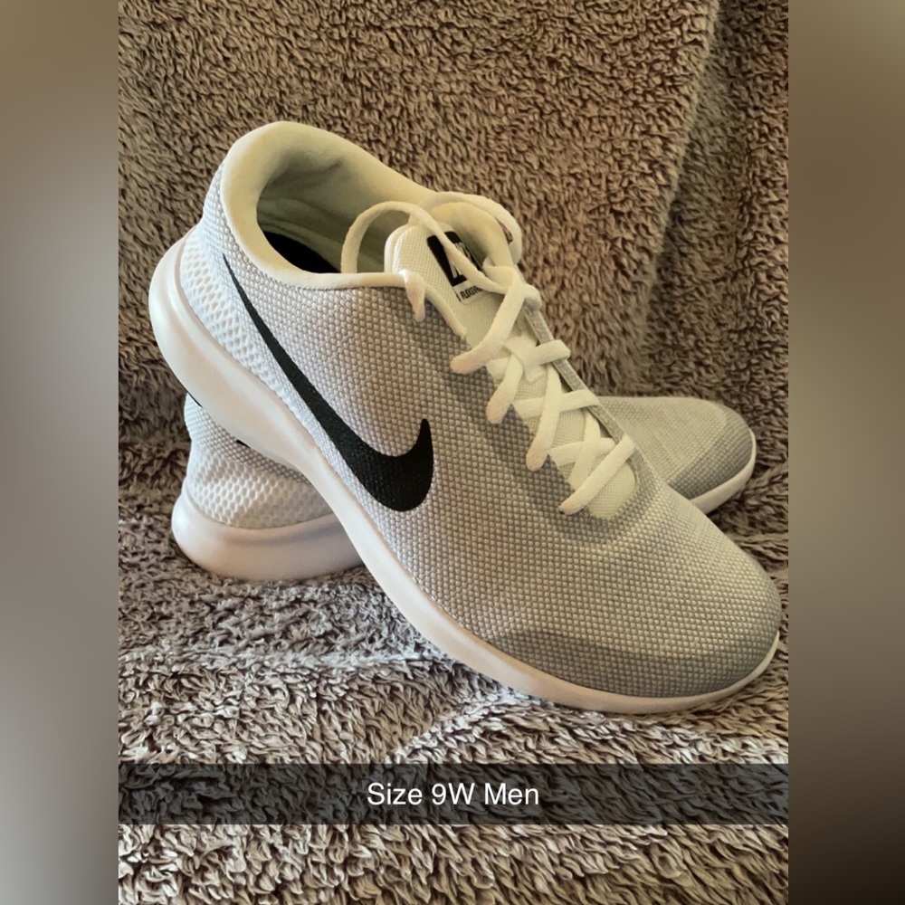 Size 9w Nike